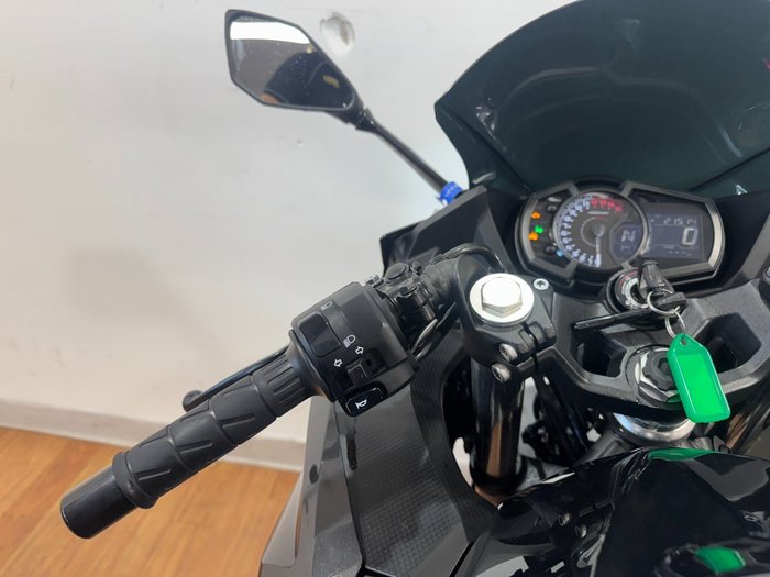 2022 Kawasaki NINJA 400 Black