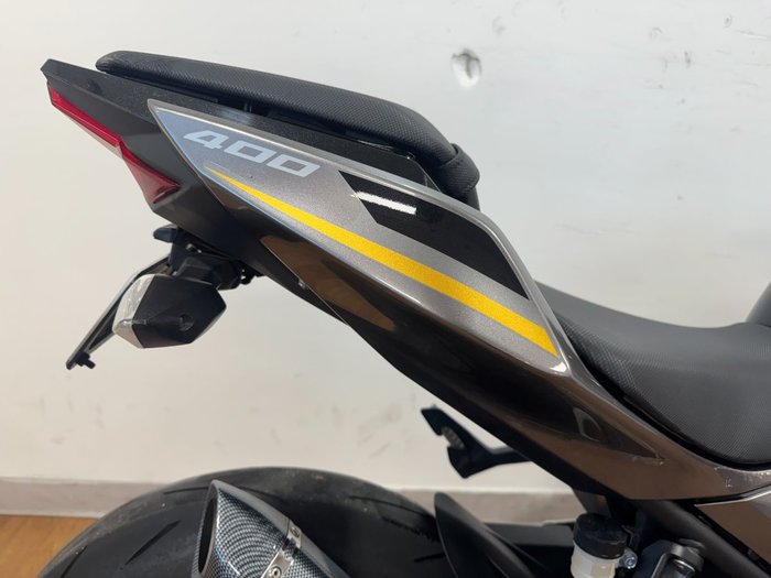 2022 Kawasaki NINJA 400 Black