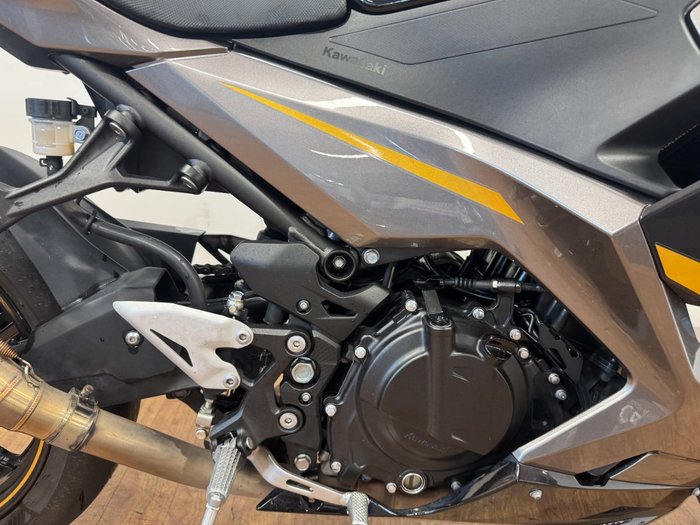 2022 Kawasaki NINJA 400 Black