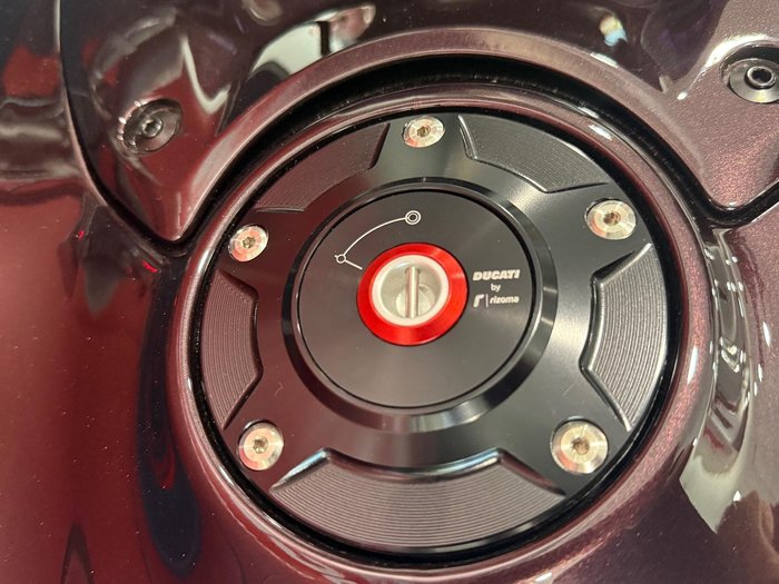 2025 Ducati XDiavel V4