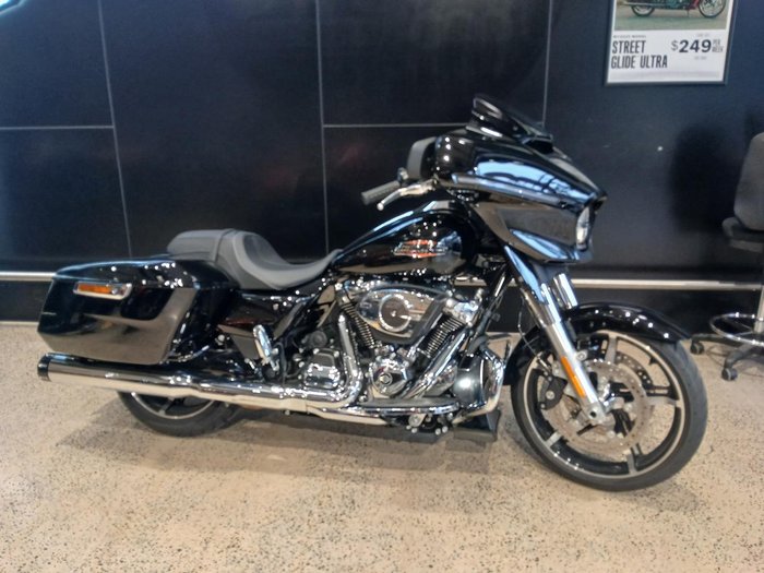 Harley-Davidson Street Glide 117 (FLHX) Touring