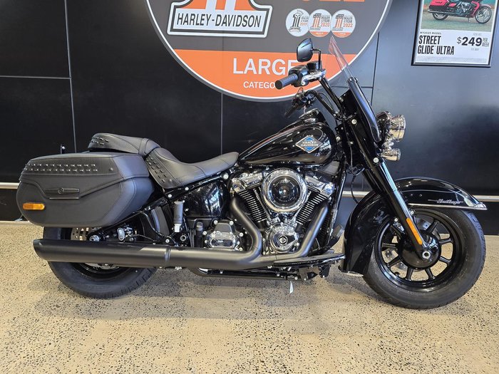 Harley-Davidson Heritage Classic 117 (FLHC) Softail