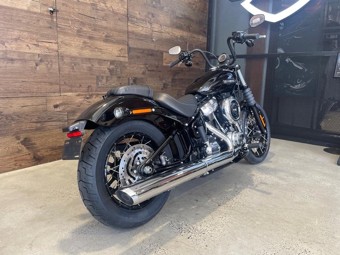 Harley-Davidson Street Bob 117 (FXBB) Softail