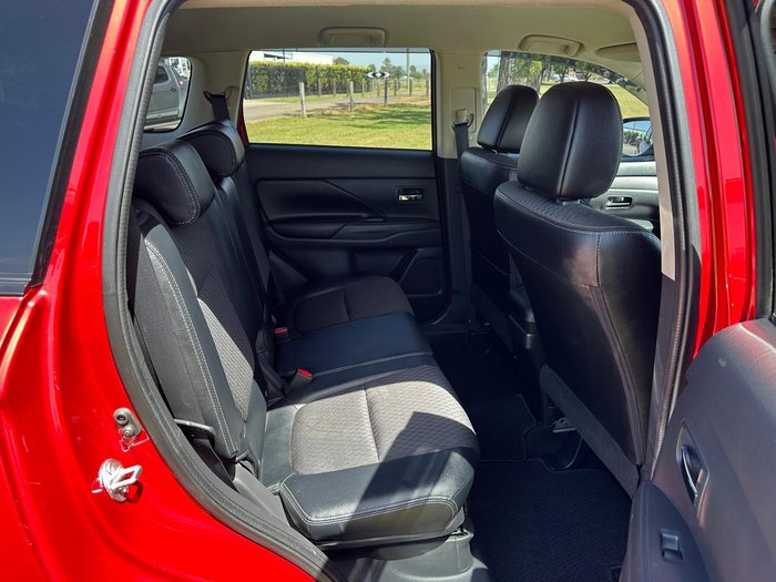 2014 Mitsubishi Outlander LS