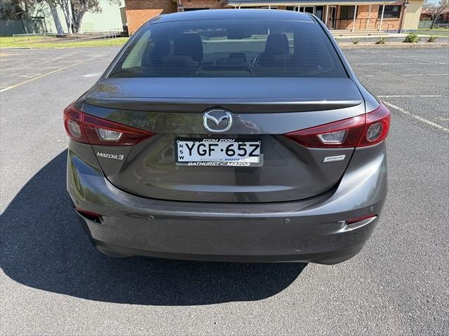 2017 Mazda 3 SP25