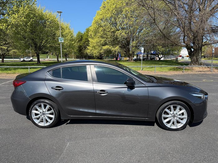 2017 Mazda 3 SP25