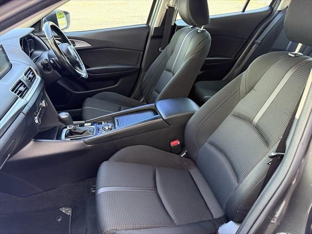 2017 Mazda 3 SP25