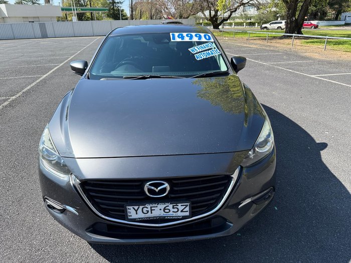 2017 Mazda 3 SP25