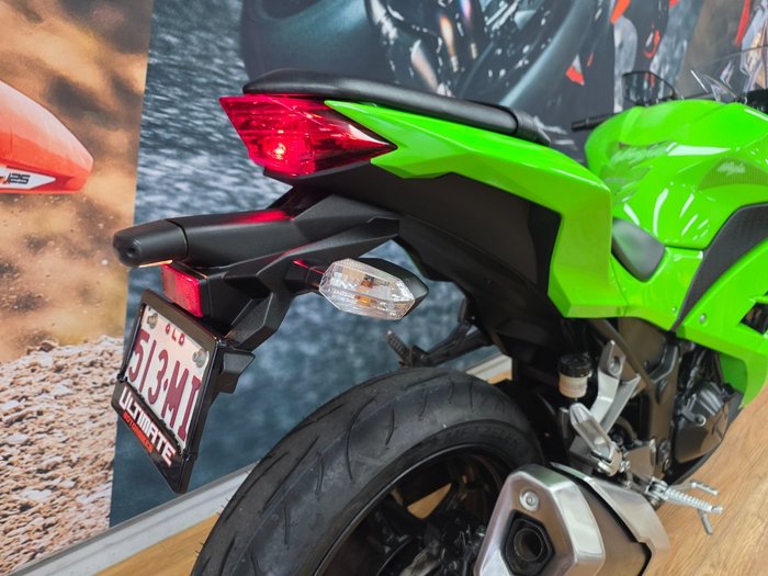 2015 Kawasaki NINJA 300 ABS GREEN