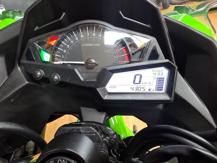 2015 Kawasaki NINJA 300 ABS GREEN