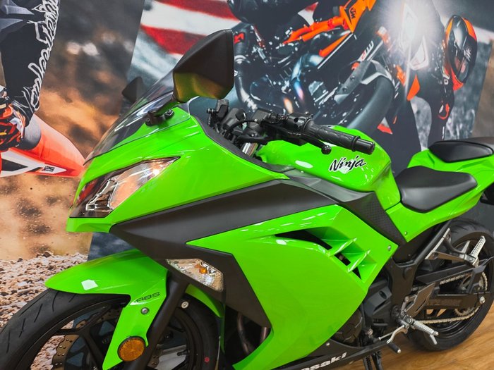 2015 Kawasaki NINJA 300 ABS GREEN