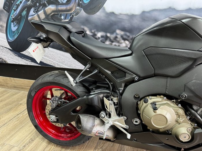 2017 Honda CBR1000RRA (FIREBLADE) ABS Black