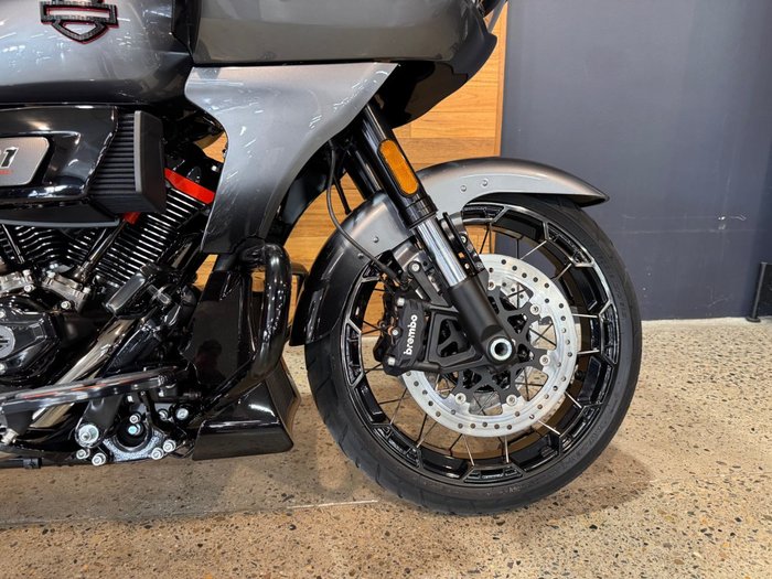 2025 Harley-davidson FLTRXSE CVO ROAD GLIDE (121)