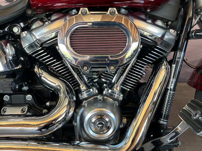 2018 Harley-davidson FLFB FAT BOY Wicked Red/ Twisted Cherry