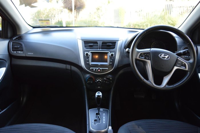 2018 Hyundai Accent Sport RB6 MY18 Pulse Red