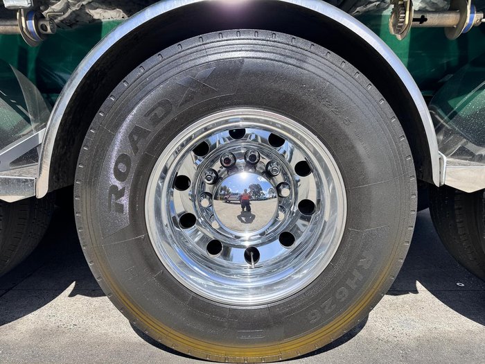 2011 Maxitrans St3 22 Pallet Refrigerated Curtain Sider