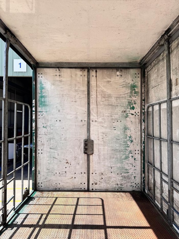 2011 Maxitrans St3 22 Pallet Refrigerated Curtain Sider