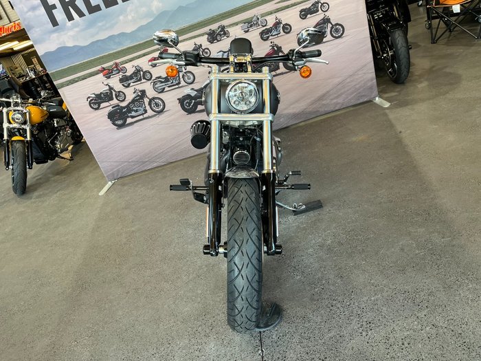 2016 Harley-davidson FXSB SOFTAIL BREAKOUT Charcoal Denim