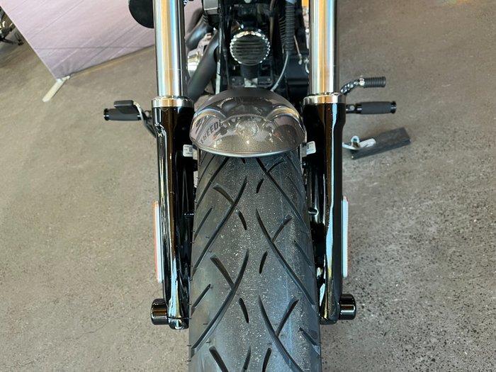 2016 Harley-davidson FXSB SOFTAIL BREAKOUT Charcoal Denim