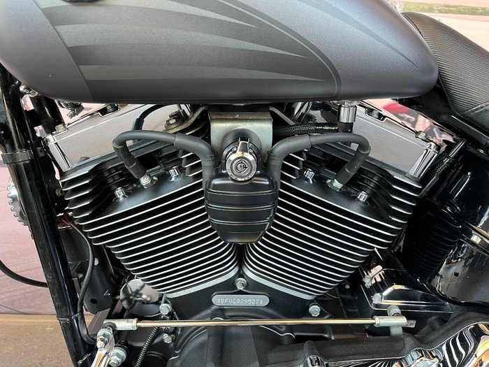 2016 Harley-davidson FXSB SOFTAIL BREAKOUT Charcoal Denim