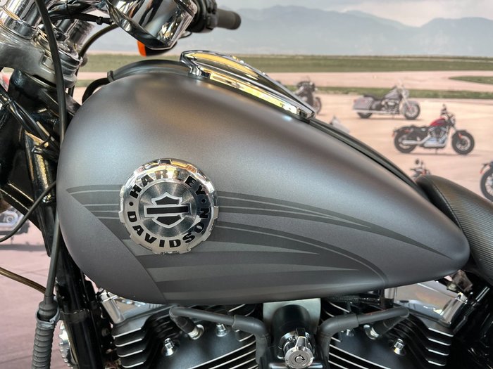 2016 Harley-davidson FXSB SOFTAIL BREAKOUT Charcoal Denim
