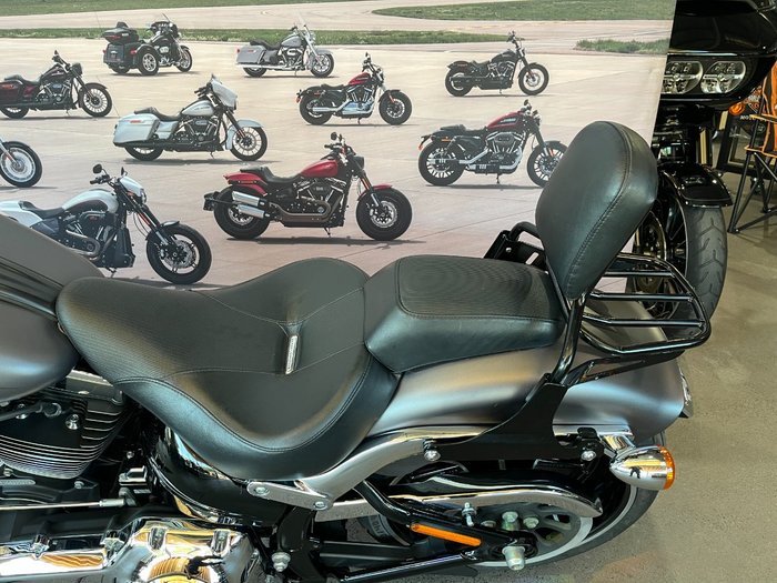 2016 Harley-davidson FXSB SOFTAIL BREAKOUT Charcoal Denim