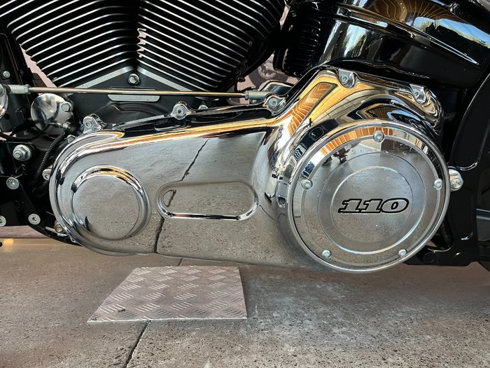 2016 Harley-davidson FXSB SOFTAIL BREAKOUT Charcoal Denim