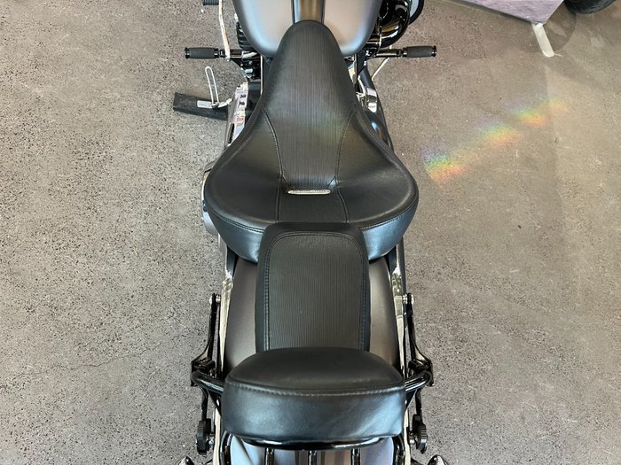 2016 Harley-davidson FXSB SOFTAIL BREAKOUT Charcoal Denim