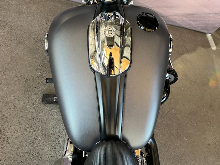 2016 Harley-davidson FXSB SOFTAIL BREAKOUT Charcoal Denim