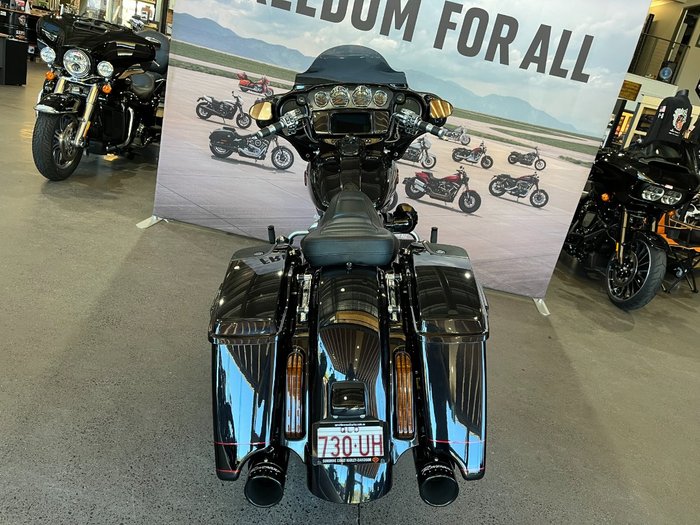 2020 Harley-davidson FLHXSE CVO STREET GLIDE Black Stardust Fade