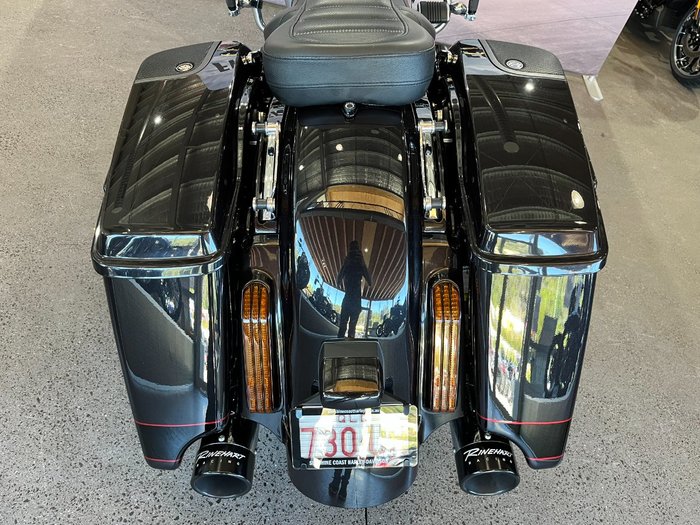 2020 Harley-davidson FLHXSE CVO STREET GLIDE Black Stardust Fade