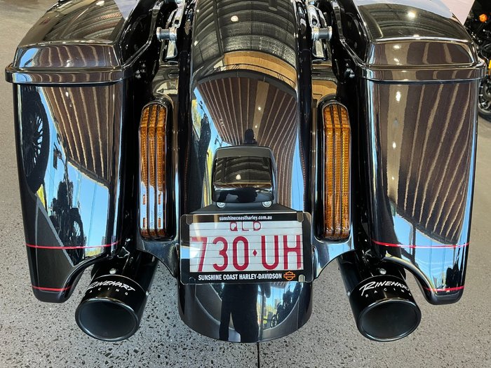 2020 Harley-davidson FLHXSE CVO STREET GLIDE Black Stardust Fade