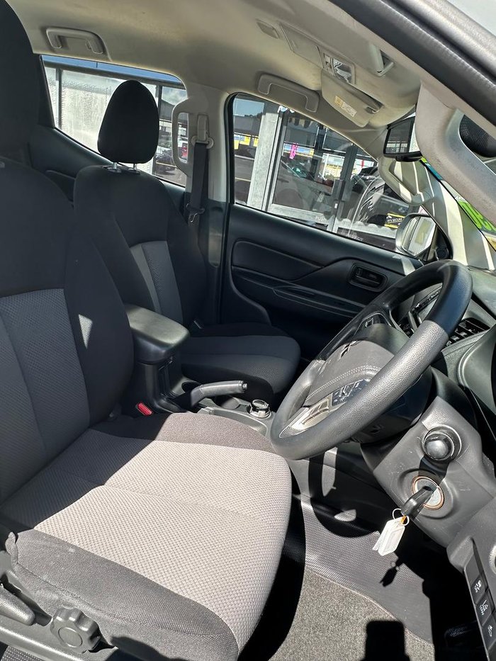 2018 Mitsubishi Triton GLX