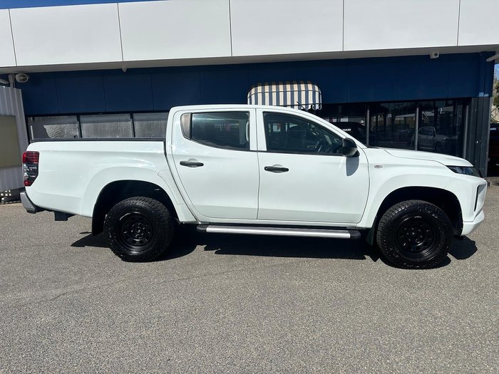 2018 Mitsubishi Triton GLX