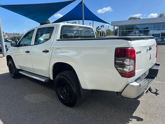 2018 Mitsubishi Triton GLX