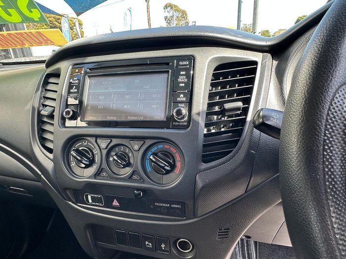 2018 Mitsubishi Triton GLX