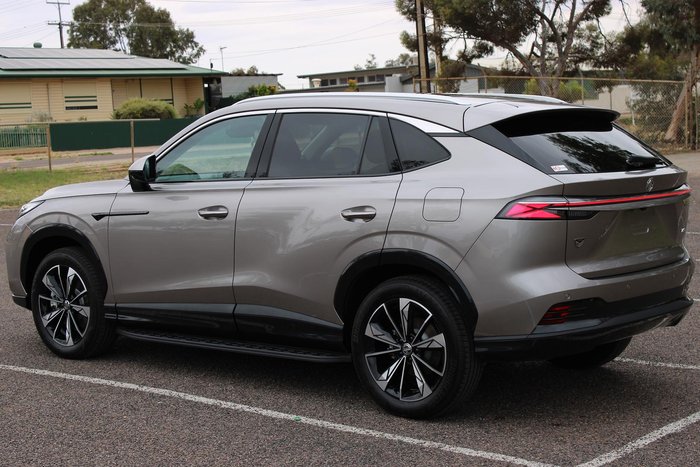 2025 MG HS Super Hybrid Essence