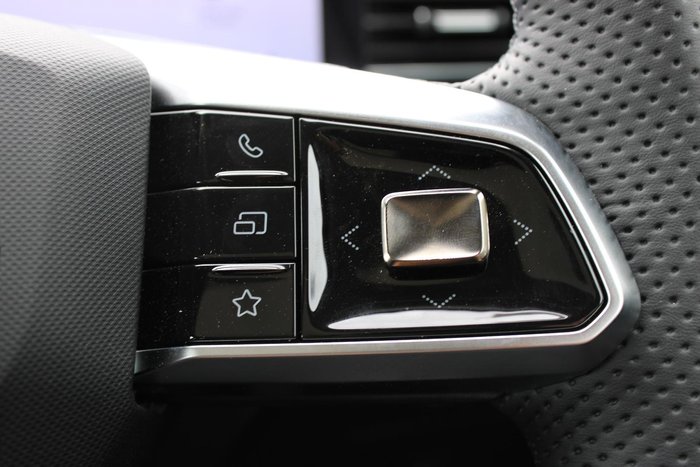 2025 MG HS Super Hybrid Essence