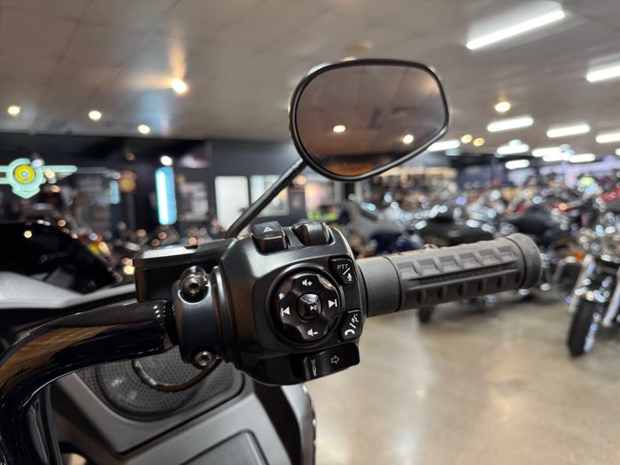 2025 Harley-davidson 2025 Harley-davidson 1900CC FLTRX ROAD GLIDE (117) TOURER Mystic Shift