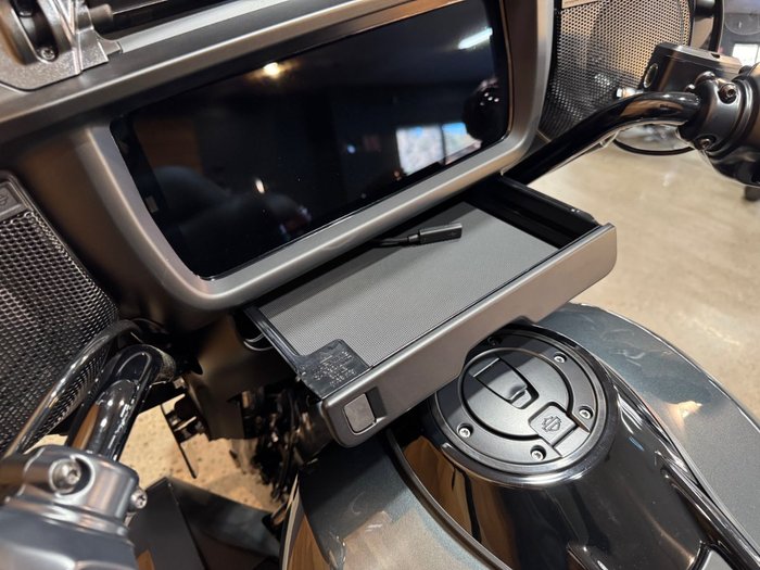 2025 Harley-davidson 2025 Harley-Davidson 1900CC FLHXU Street Glide Ultra 117 Black