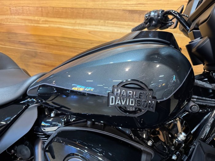 2025 Harley-davidson 2025 Harley-Davidson 1900CC FLHXU Street Glide Ultra 117 Black