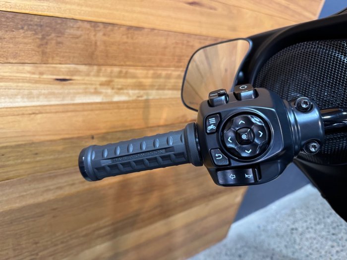 2025 Harley-davidson 2025 Harley-Davidson 1900CC FLHXU Street Glide Ultra 117 Black