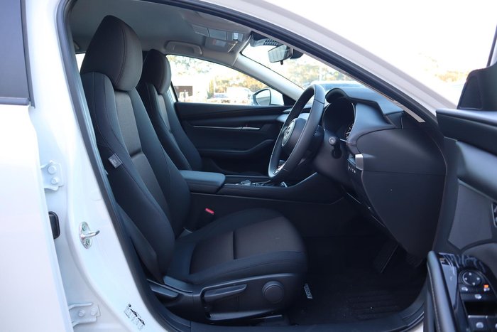 2025 Mazda 3 G20 Pure