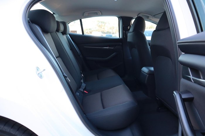 2025 Mazda 3 G20 Pure