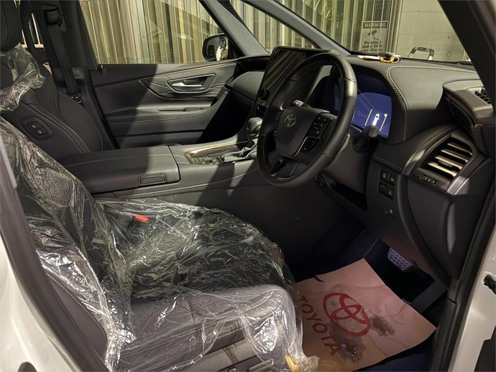 2024 Toyota Alphard Hybrid Z