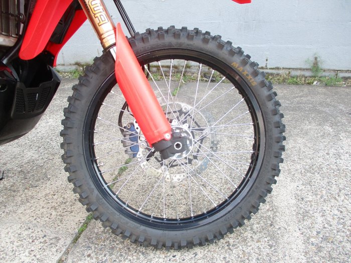 2023 Honda CRF300LRA RALLY RED