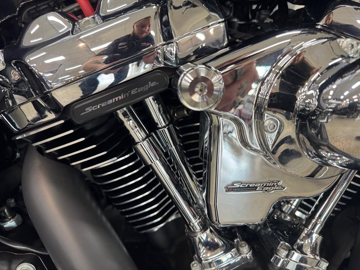 2018 Harley-Davidson Breakout 107 (FXBR) Softail Black