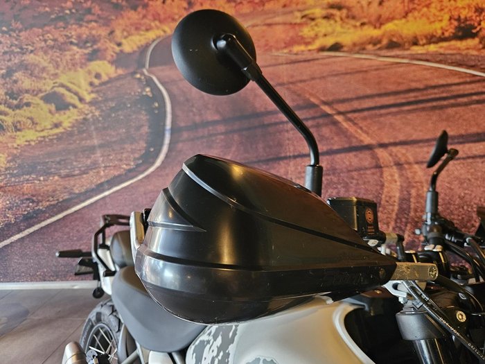 2024 Royal Enfield Himalayan 450 Himalayan White