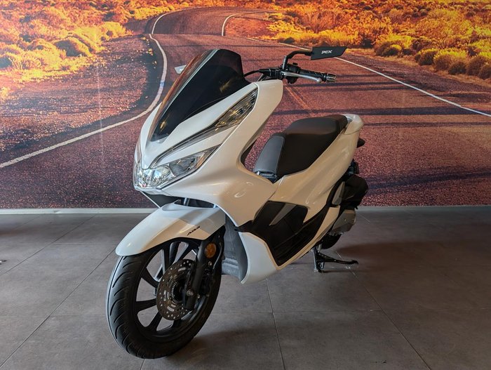 2019 Honda PCX150 PCX White