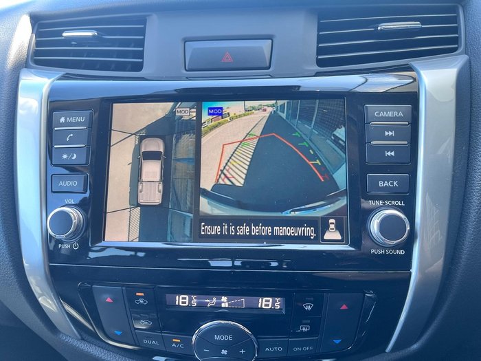 2025 Nissan Navara ST-X